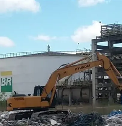 Desmontagem industrial no Comperj, Petrobras, Rio de Janeiro